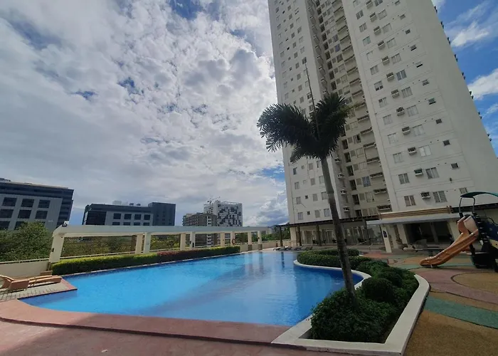 Unit With Balcony Avida It Park Cebu